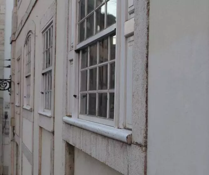هتل Largo Da Se Guest House Horigem