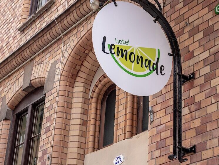 בית מלון כפרי Lemonade