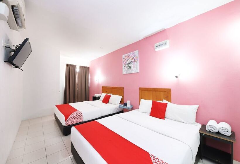 Отель Midah Inn Puchong