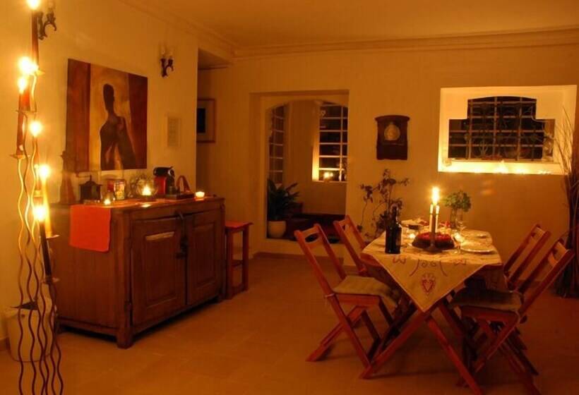 ホテル Roses Village B&b