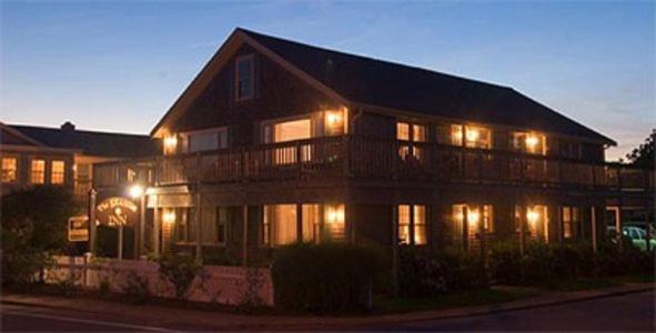 בית מלון כפרי Seaside Inn