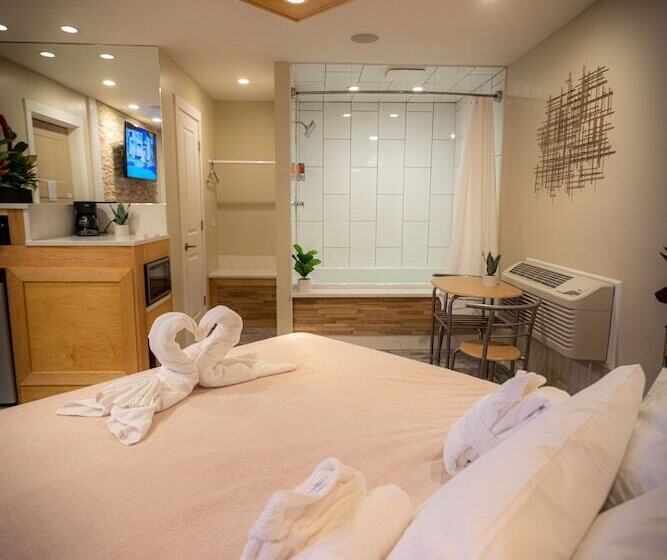 酒店 Sybaris Pool Suites