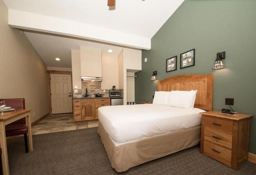 فندق The Maxwell Inn