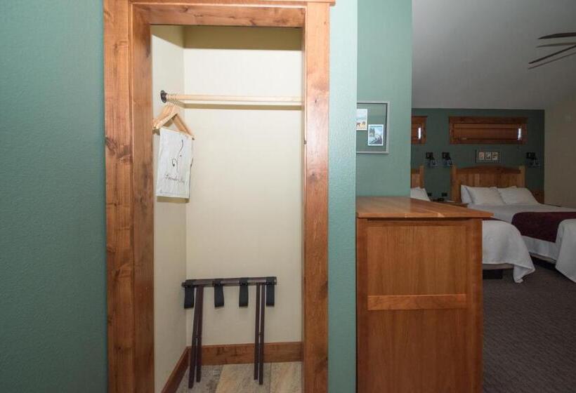 فندق The Maxwell Inn