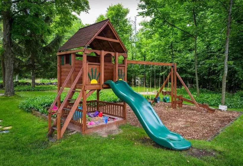 هتل Waterbury Inn