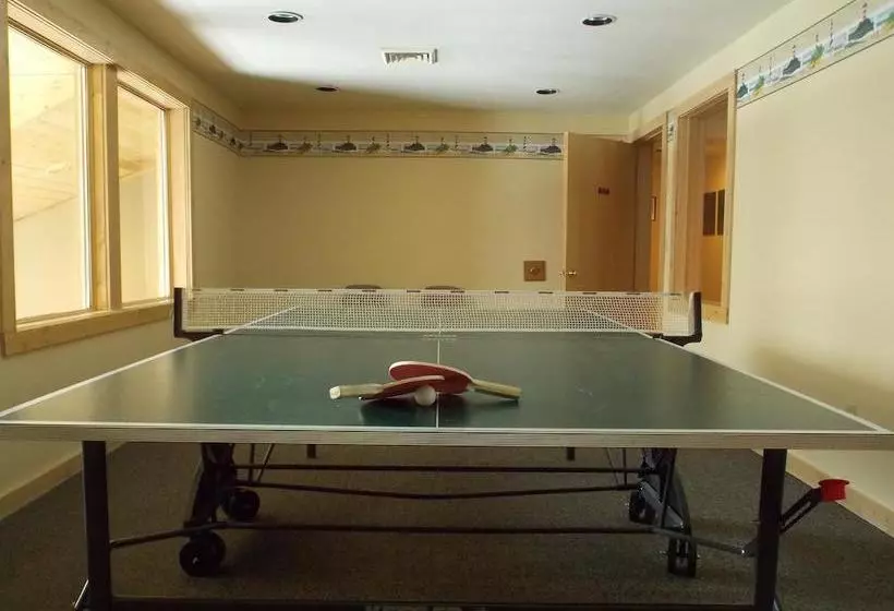 هتل Waterbury Inn