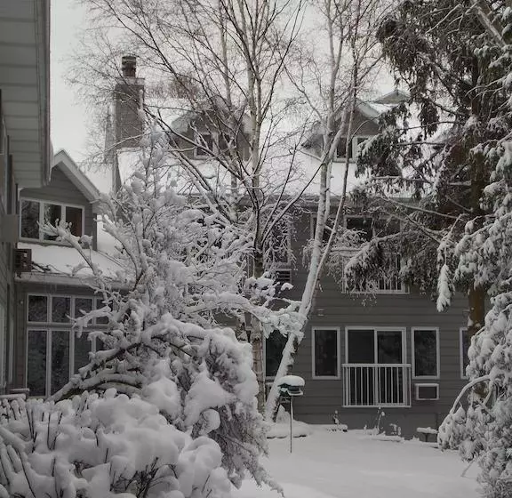 هتل Waterbury Inn