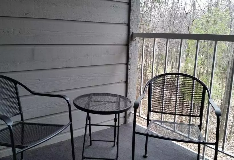 هتل Waterbury Inn