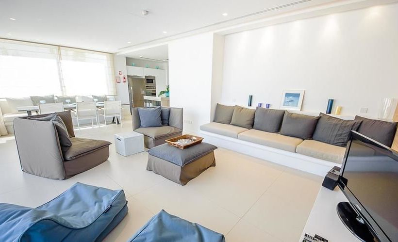 Oceanview Luxury Villa 100