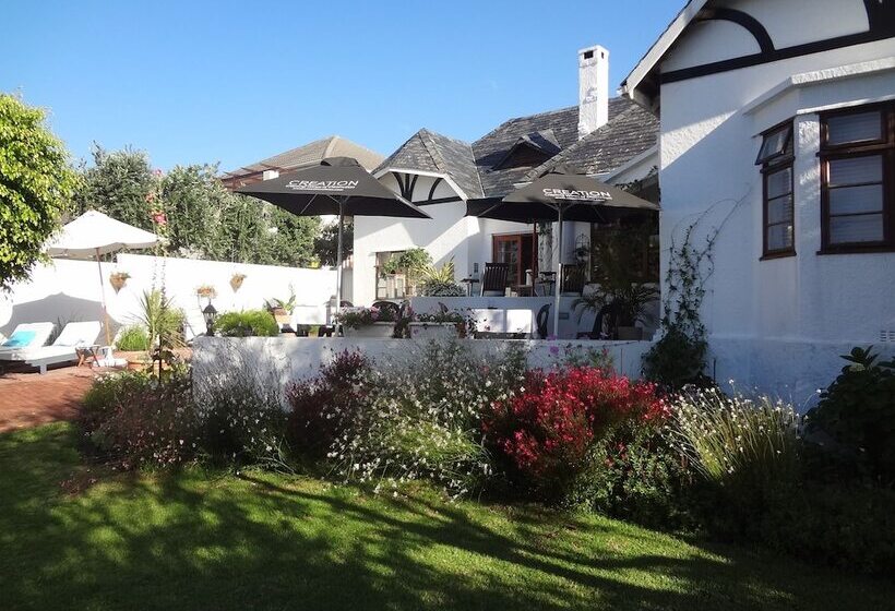 פנסיון Walker Bay Manor Mansion