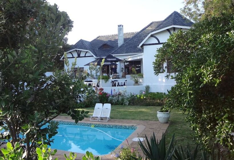 פנסיון Walker Bay Manor Mansion