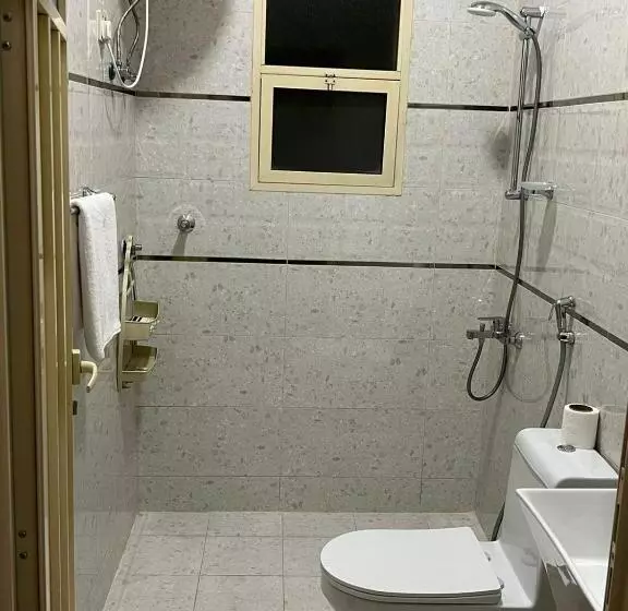 شقق ابراج الثريا للشقق المخدومة