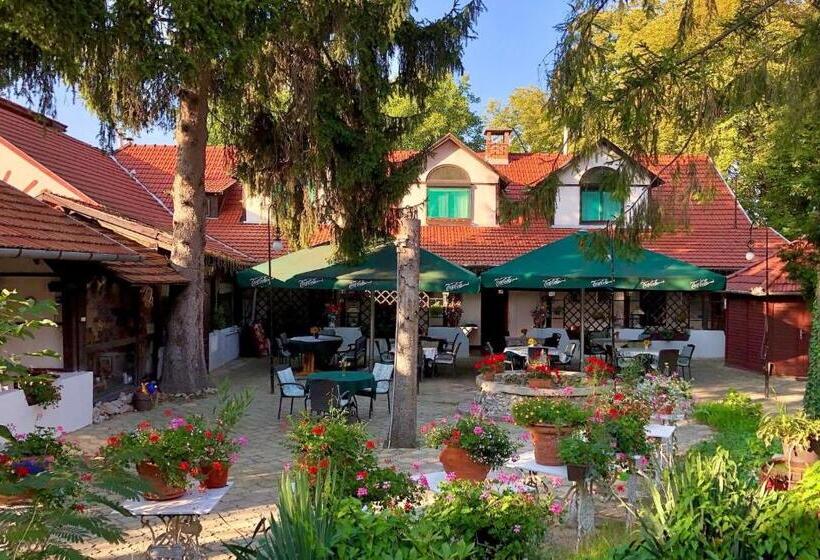 Retkeilymaja Talizmán étterem Panzió