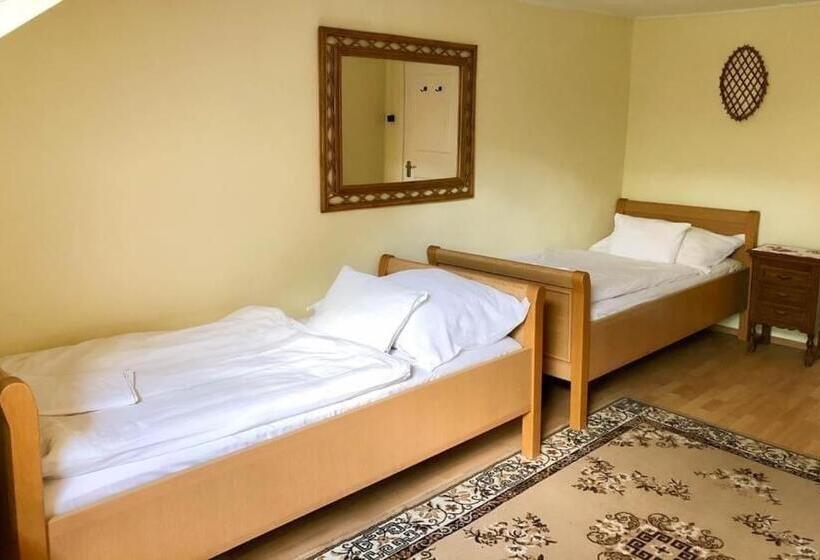 Retkeilymaja Talizmán étterem Panzió