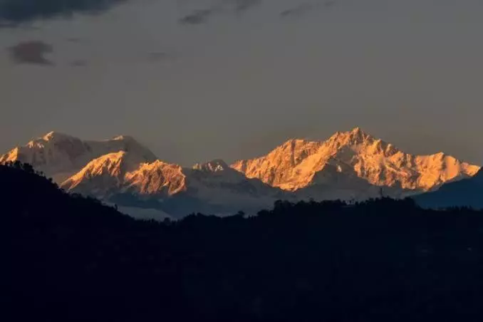 Alberg Wake In Himalayas