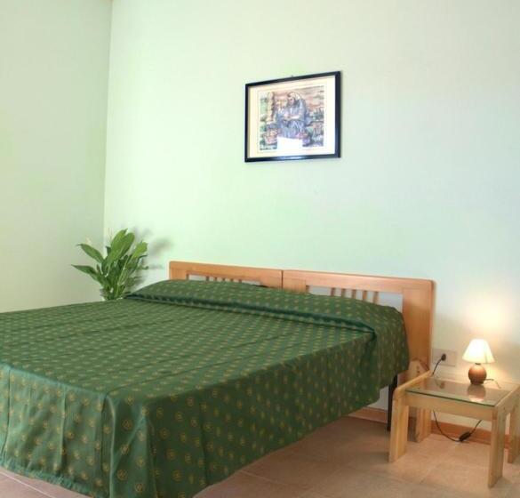 Apartment 4 Beds With Private Outdoor Area In Residence With Swimming Pool In Marina Di Bibbona, Onl