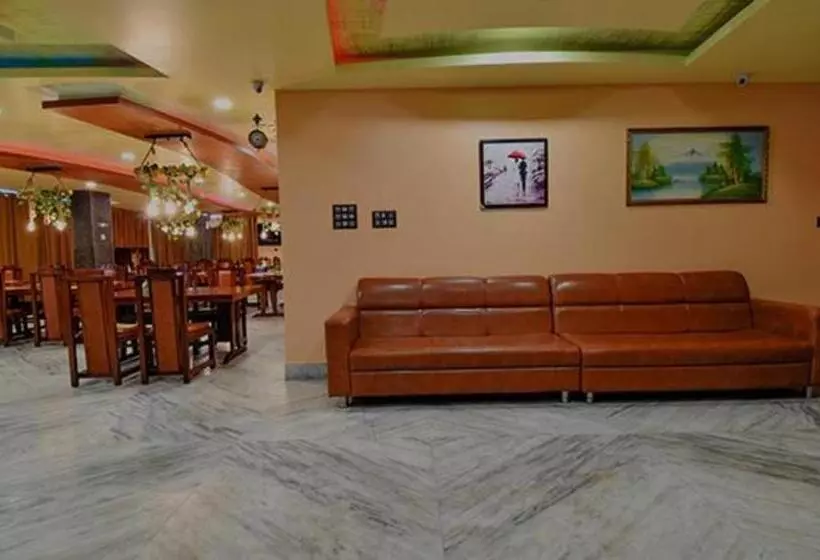 Fabhotel Rr Suites Guwahati