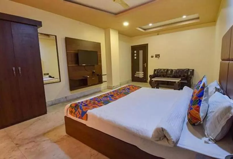Fabhotel Rr Suites Guwahati