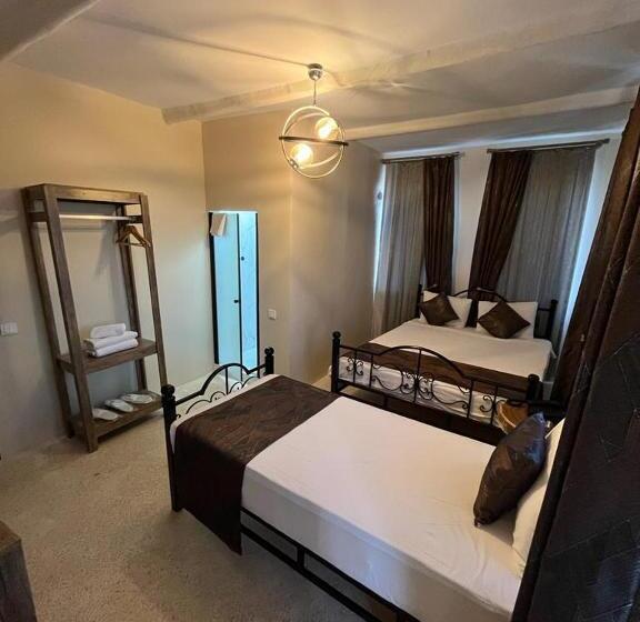 هتل Ağa Konağı