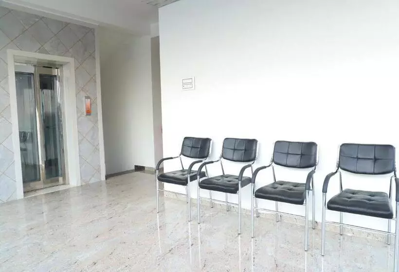 Hotelli Dnyanprabha Executive