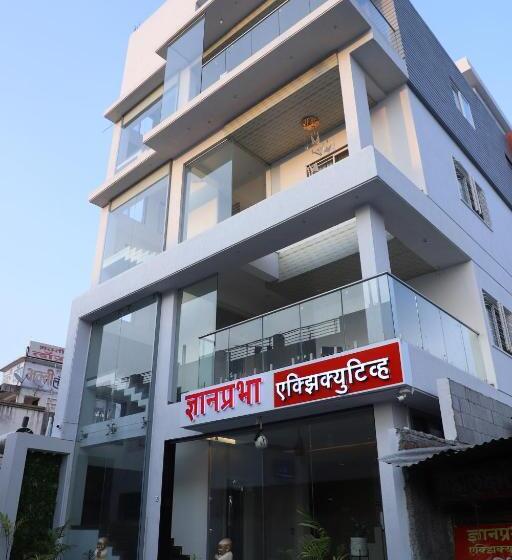 호텔 Dnyanprabha Executive