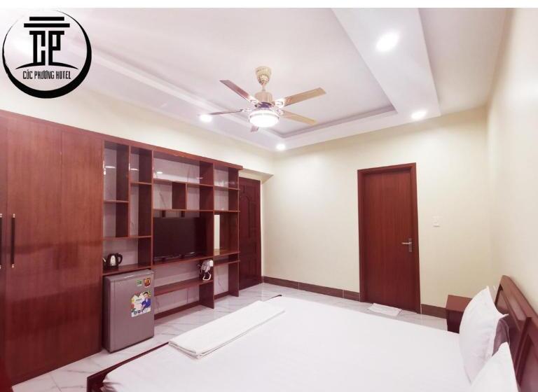 هتل Khách Sạn Cúc Phương