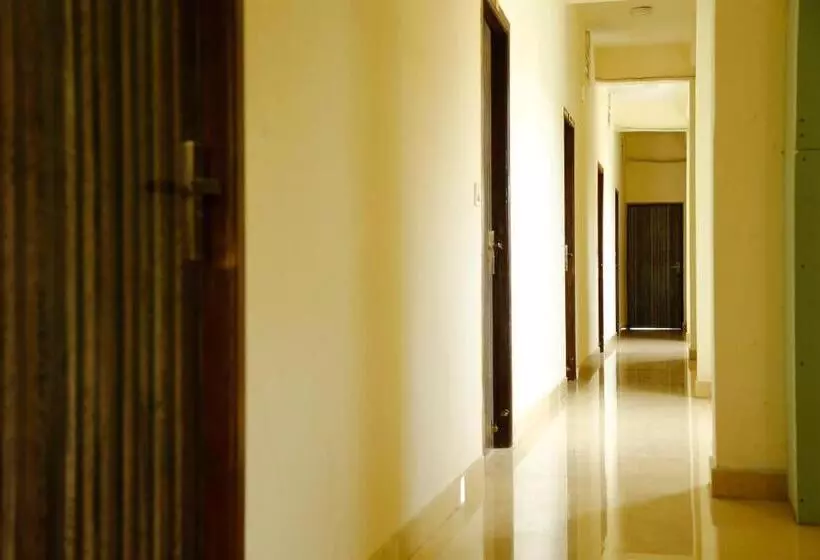 Hotelli Kpk Residency Arani