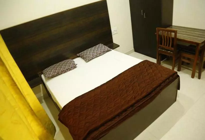 Hotelli Kpk Residency Arani