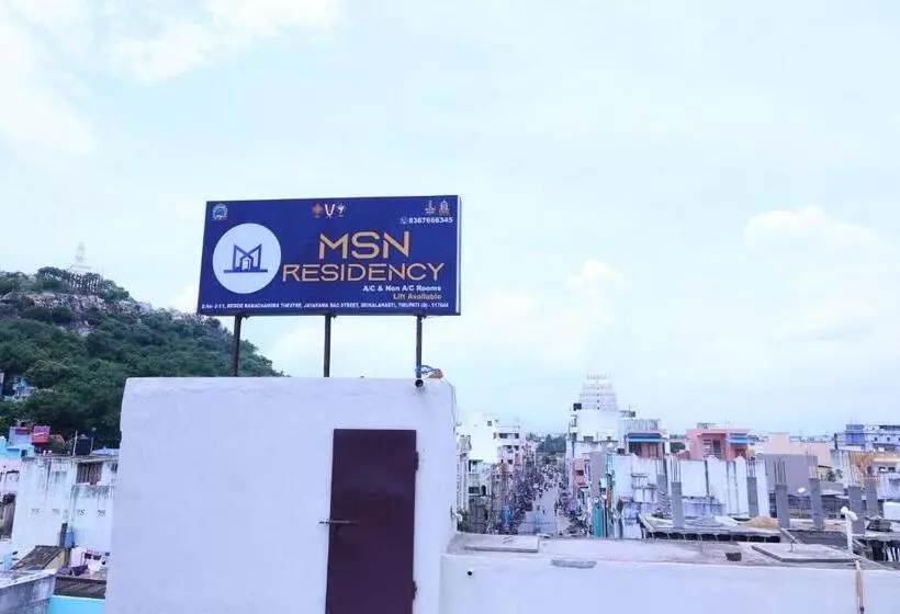 ホテル Msn Residency