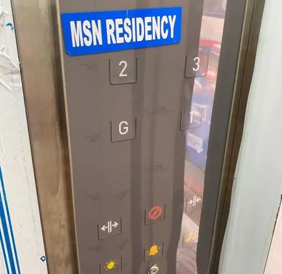 ホテル Msn Residency
