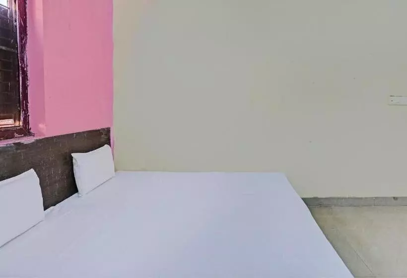 Hotelli Oyo Kamla Banquet Hall