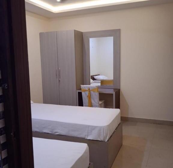 فندق Rise & Dine Restaurant & Banquet