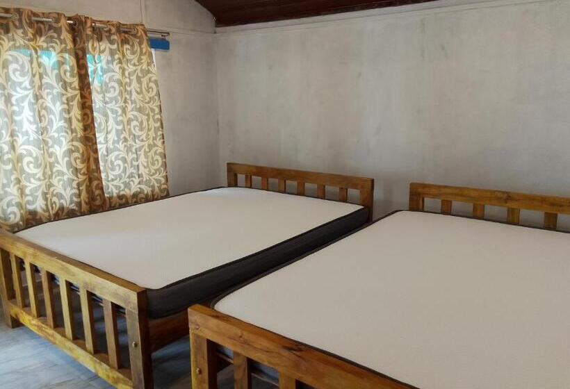 בית מלון כפרי Sds Cafeandstay