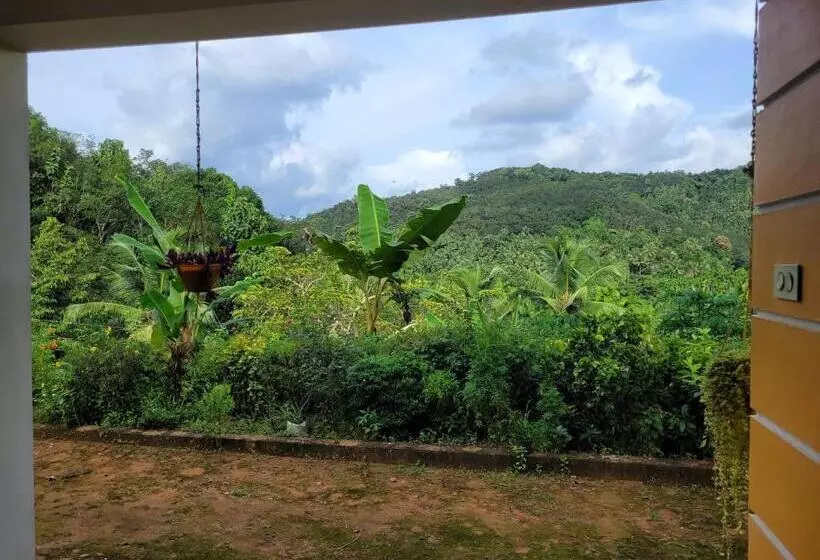 ホテル Vanasree Farmstay