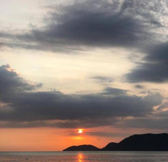 Pansiyon Casa Sobrado Próximo à Balsa De Ilha Bela E Rodoviária