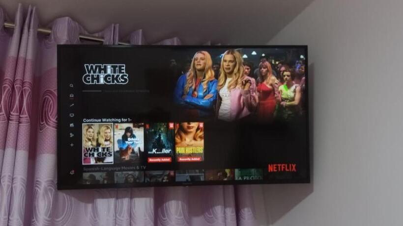 Pansiyon Female Accommodation Experience In Front Of Lima Airport