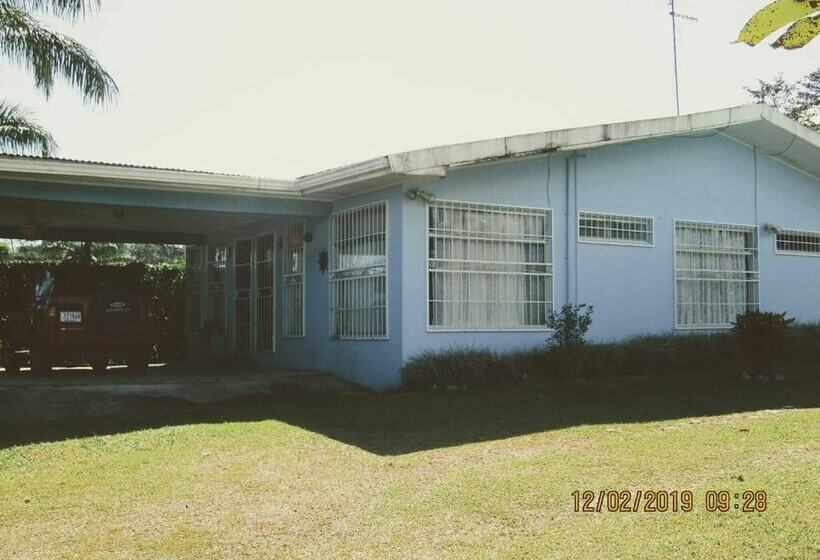 پانسیون Room In House Habitacion Y Bano Independientes