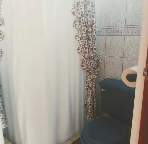 Majatalo Room In House   Habitacion Y Bano Independientes