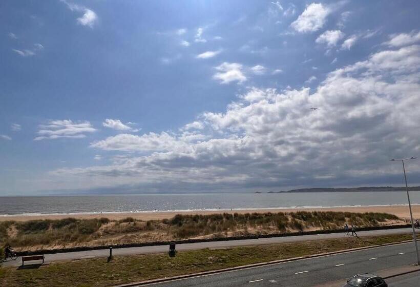 بنسيون Hoopers Sandy Beach Guest Rooms