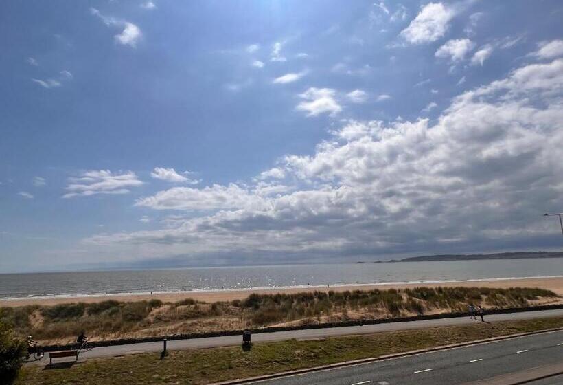 بنسيون Hoopers Sandy Beach Guest Rooms