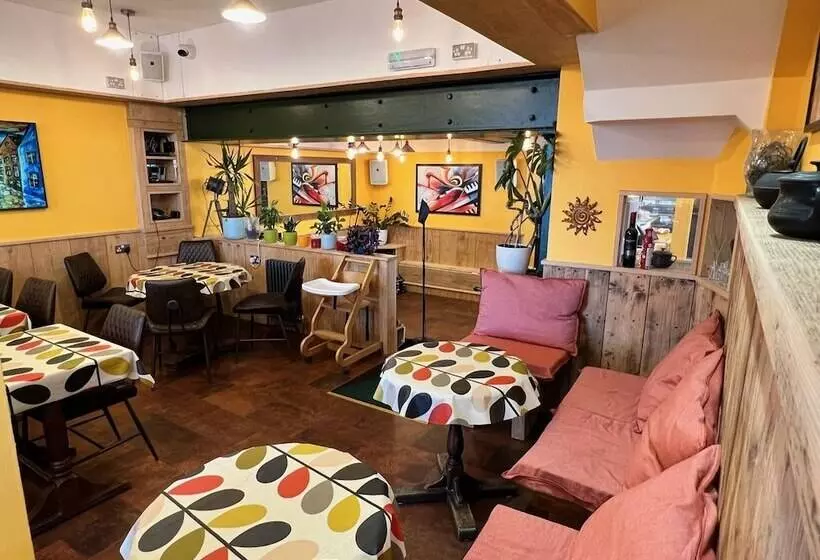 Majatalo Hoopers Sandy Beach Guest Rooms