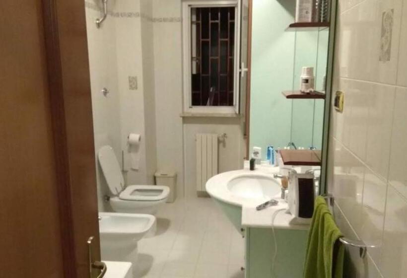 تختخواب و صبحانه Affitta Camere Da Marcello