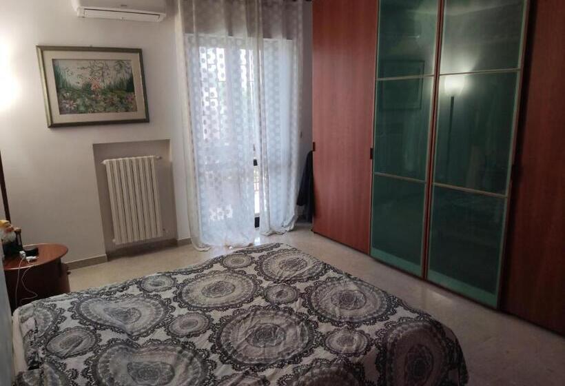 تختخواب و صبحانه Affitta Camere Da Marcello