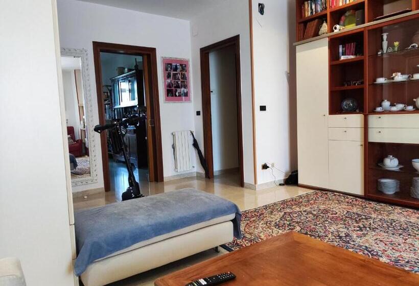 تختخواب و صبحانه Affitta Camere Da Marcello