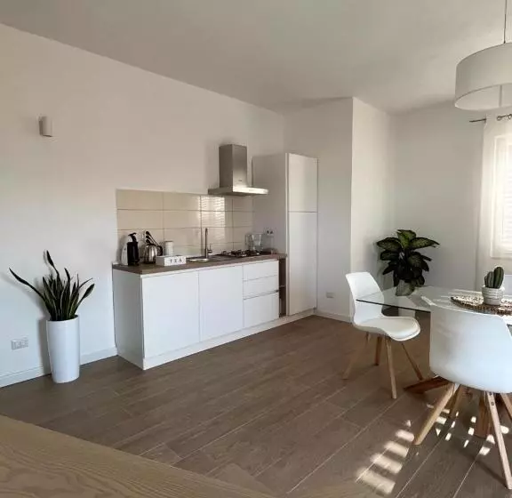 ベッドアンドブレックファースト La Girandola