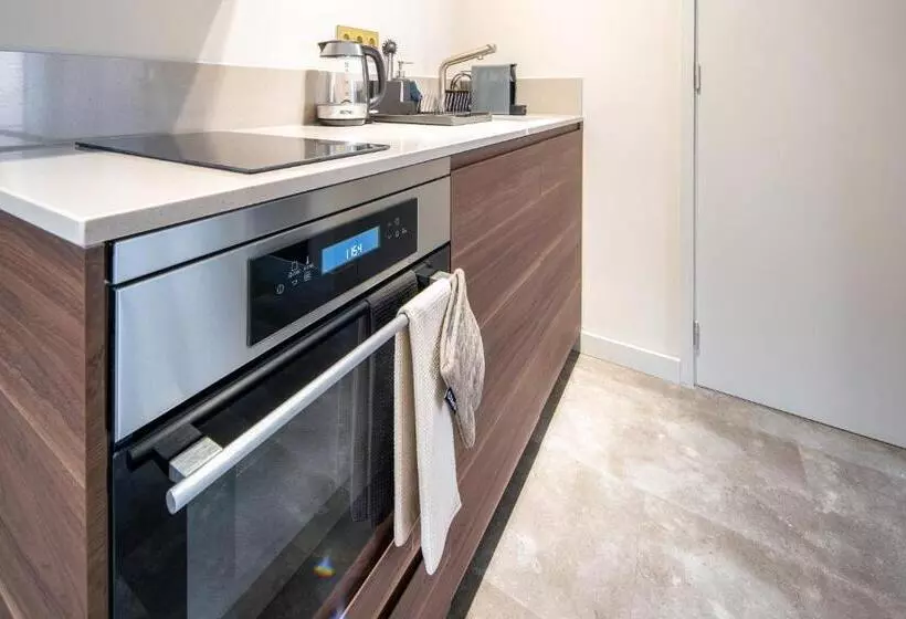 Aamiaismajoitus (B&B) New Family Top Floor Apartment Utopia 10min To Rotterdam Central City App5