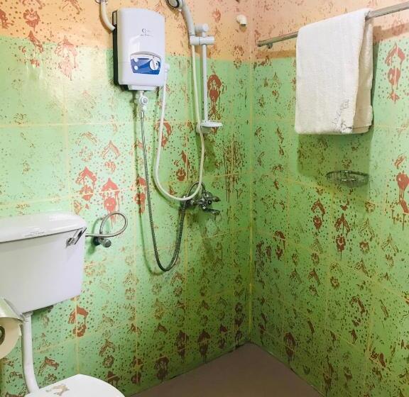 تختخواب و صبحانه Paradise Gardens Kajjansi