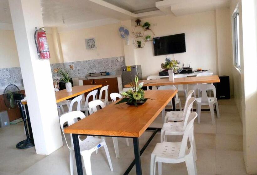 Costa Alora Beach Resort