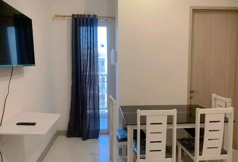 Hotelli Apartemen Tokyo Riverside Pik 2 By Benchmark