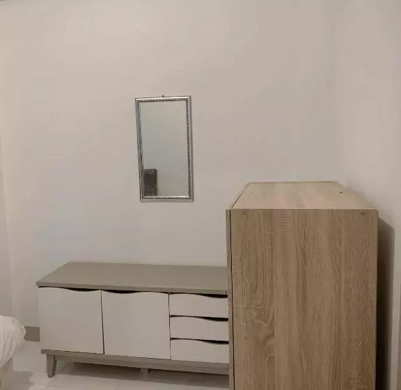 Hotelli Apartemen Tokyo Riverside Pik 2 By Benchmark